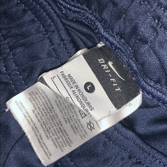 Nike dry fit shorts - Picture 5 of 5